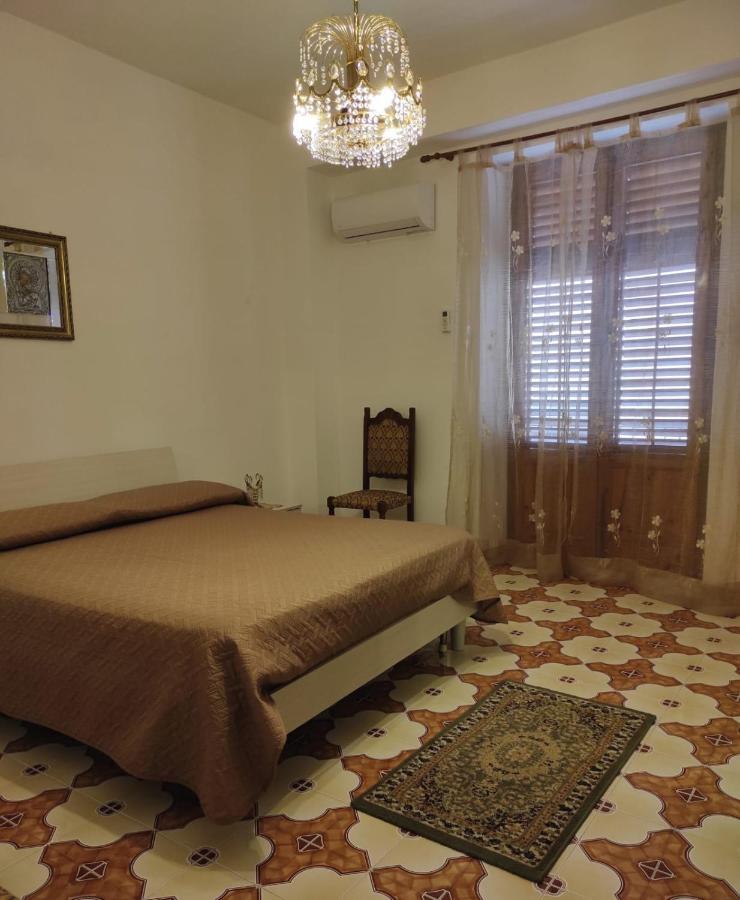 דירות צ'יניזי Casa Vacanza Di Maggio מראה חיצוני תמונה