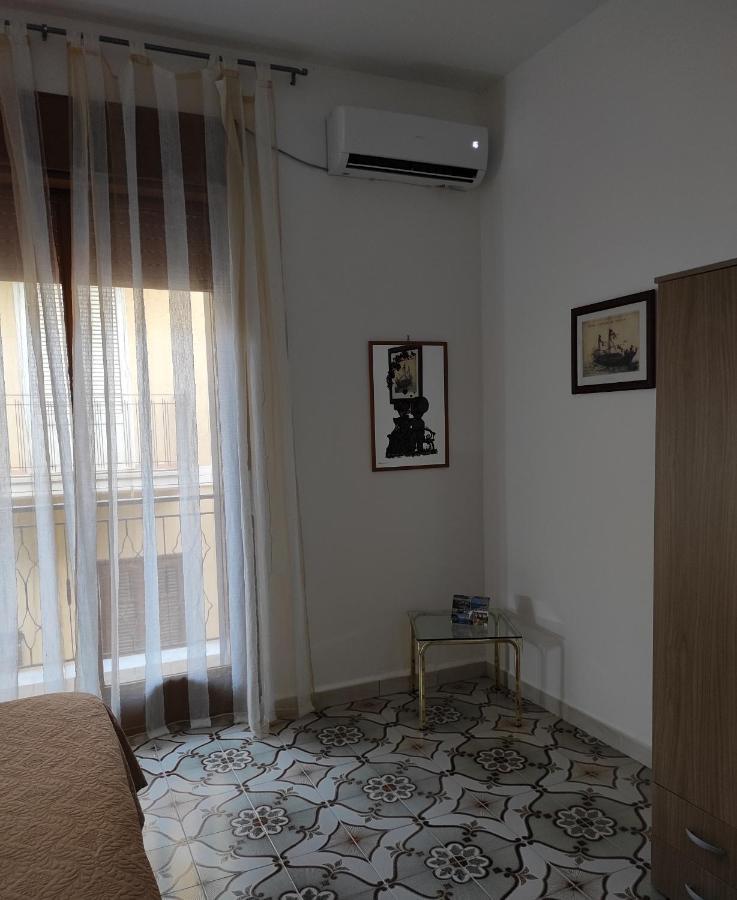 דירות צ'יניזי Casa Vacanza Di Maggio מראה חיצוני תמונה